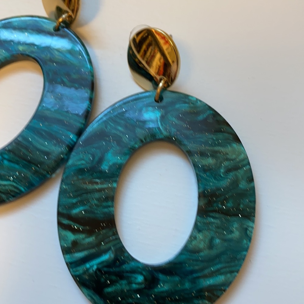 Loft hoops - Picture 2 of 2